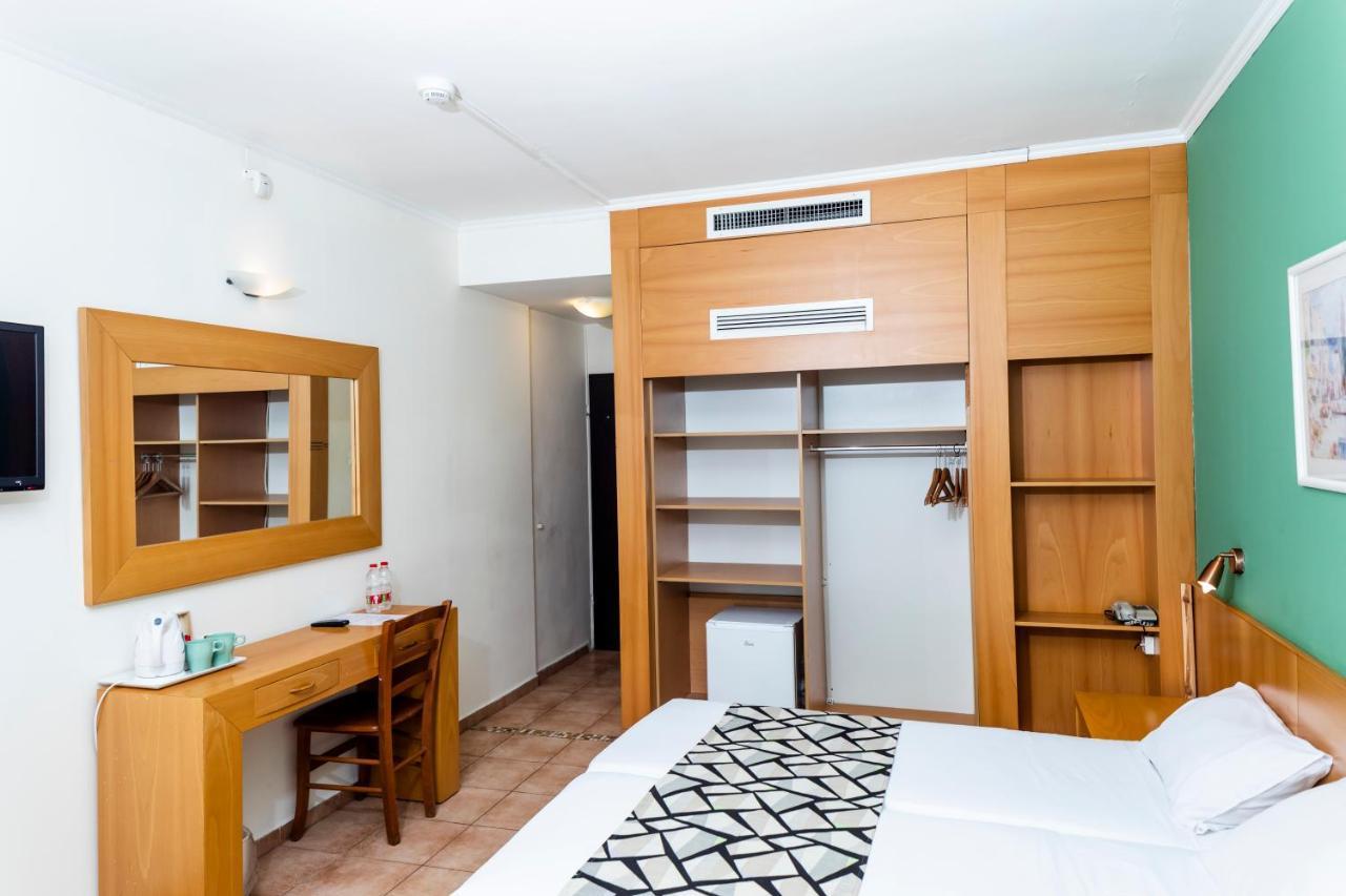 Nes Ammim Hotel Extérieur photo
