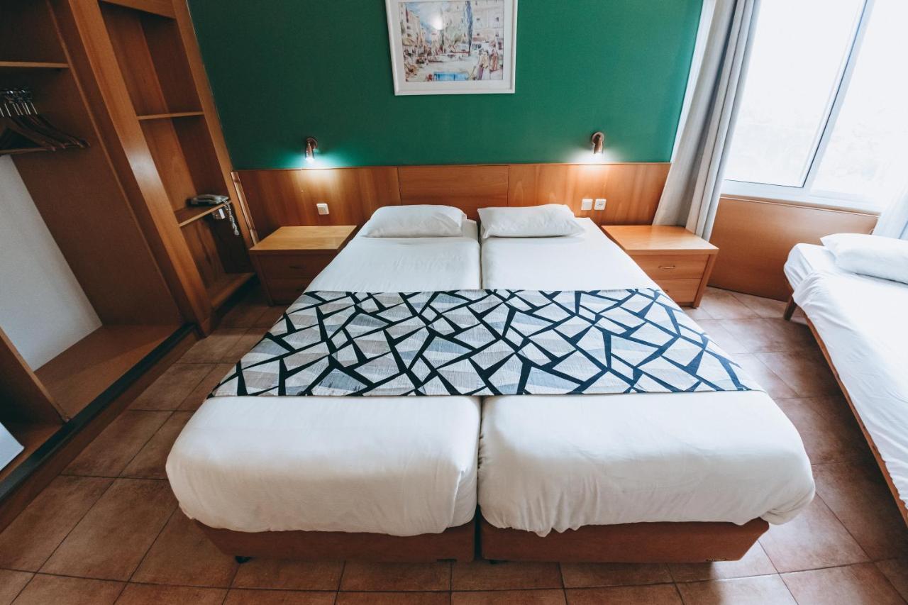 Nes Ammim Hotel Extérieur photo